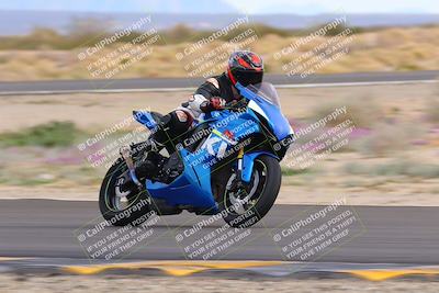 media/Dec-17-2022-SoCal Trackdays (Sat) [[224abd9271]]/Turn 15 (155pm)/